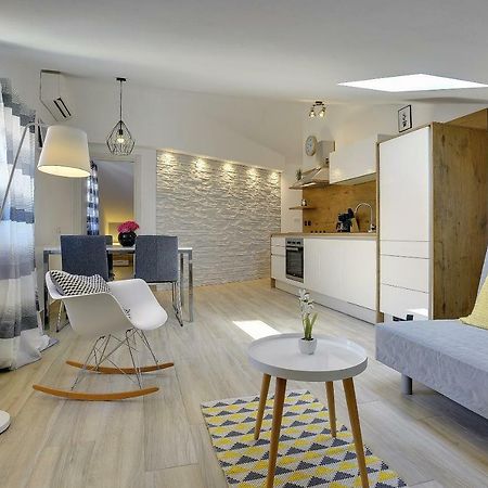 Apartment Niko Pula Zewnętrze zdjęcie