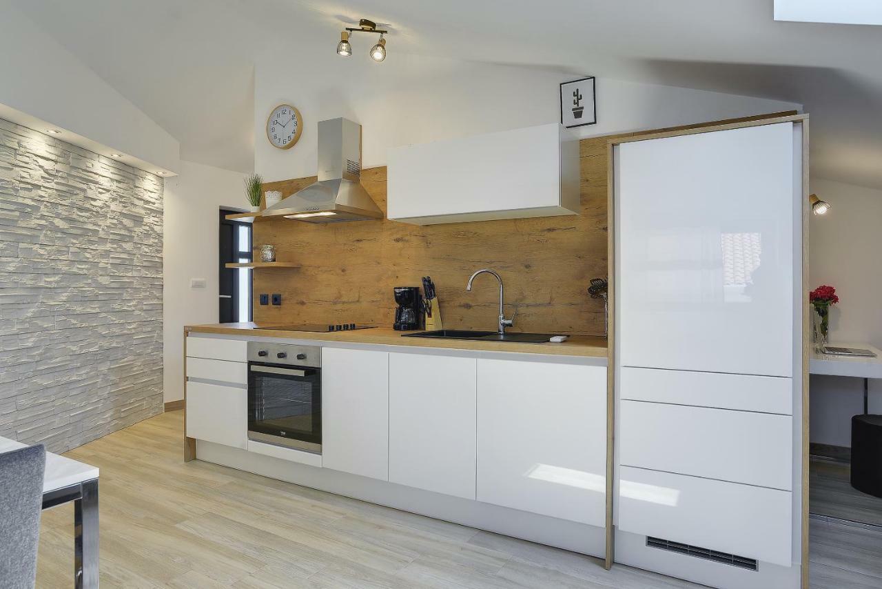 Apartment Niko Pula Zewnętrze zdjęcie